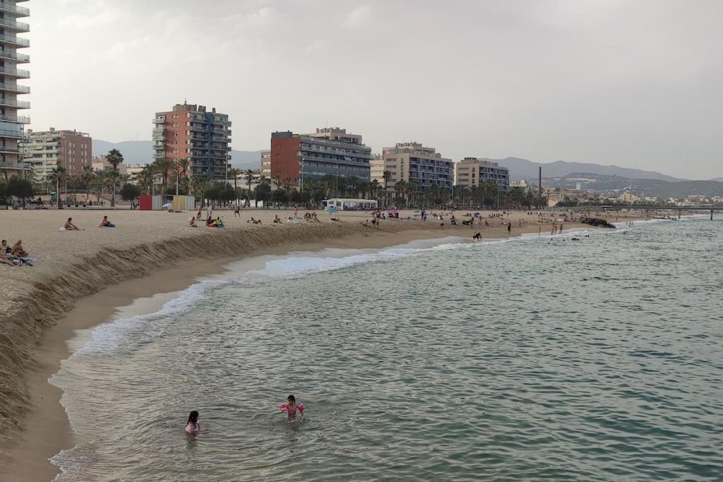 巴达洛纳 Precioso Barco En Barcelona酒店 外观 照片