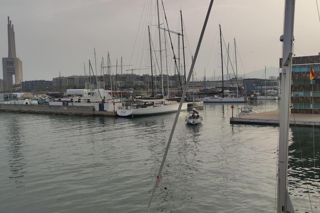 巴达洛纳 Precioso Barco En Barcelona酒店 外观 照片