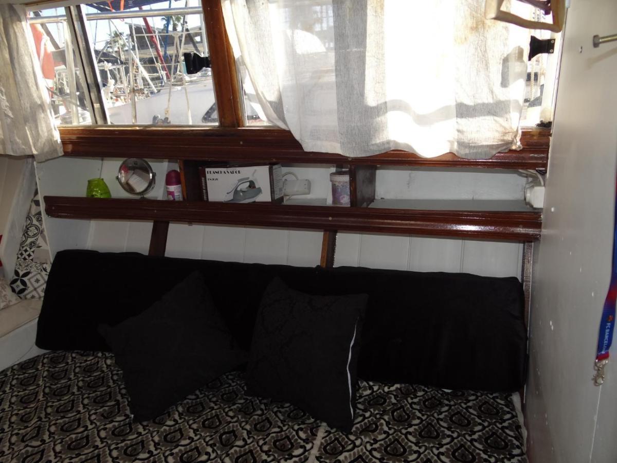 巴达洛纳 Precioso Barco En Barcelona酒店 外观 照片